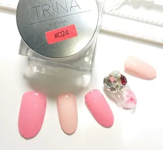 ネイル KOYAMA KIMIEのネイルデザイン