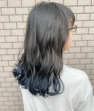 ロング 透明感ハイライト◎ 伊藤夏海のヘアスタイル