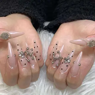 ネイル ゴテゴテ ネイルのネイルデザイン