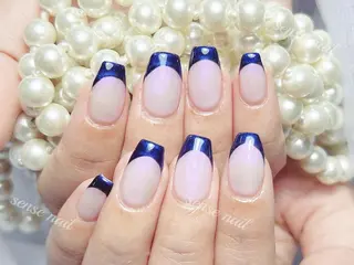 ネイル Queening 🦋のネイルデザイン