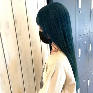 ロング 高津 千慧のヘアスタイル