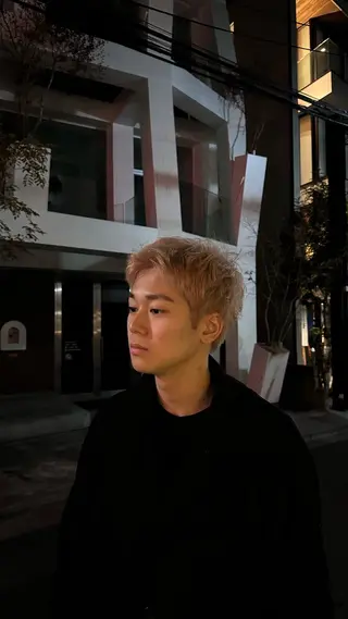 ショート カラー Lomalia Rukaのヘアスタイル