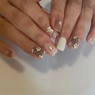 ネイル Nailsalon Olu所属・ネイリスト Nanaのネイルデザイン