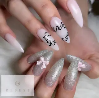 ネイル ❤️💛🩵京橋 痛ネイル⭐️3Dのネイルデザイン