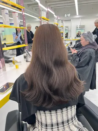 セミロング レイヤー/韓国❣️ 髪質改善/亘紘輝のヘアスタイル