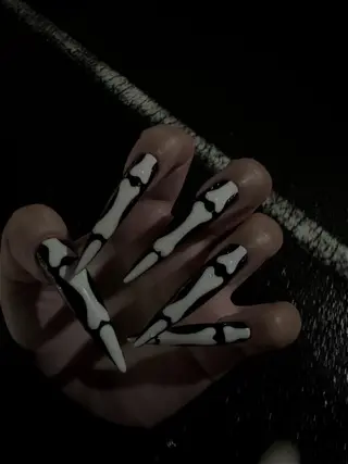 ネイル GRANDEUR焼津 MEI🪼のネイルデザイン