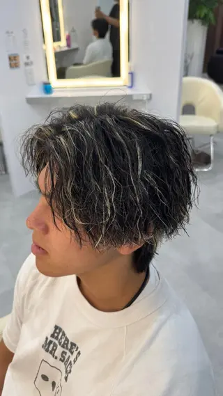 カラー メンズ 山下 光太郎のヘアスタイル