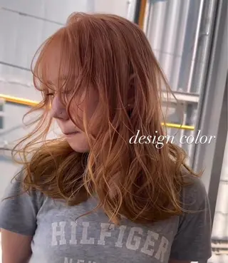 セミロング カラー 💜ハイトーン💛 マジカルかいちゃんのヘアスタイル