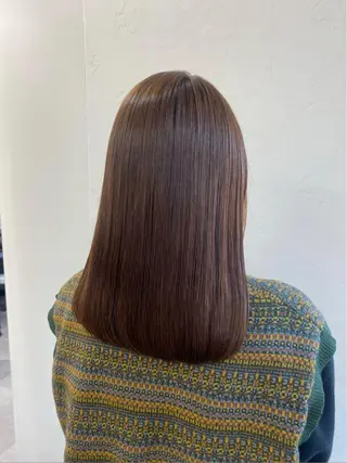 莉乃/縮毛矯正/髪質 改善/艶カラーのヘアスタイル