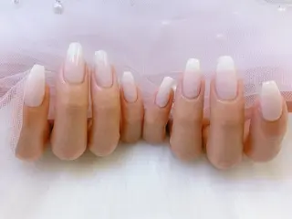 ネイル Rグループ felizのネイルデザイン