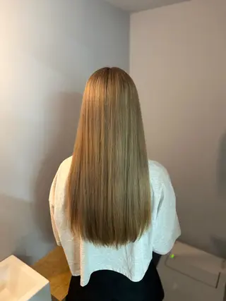 ロング カラー ゆうと/ブリーチモデ ル/ストレートモデルのヘアスタイル