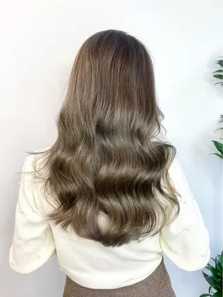 セミロング カラー パーマ ヘアアレンジ メンズ ネイル マツエク・マツパ アイブロウ 韓国風×透明感カラー 髪質改善オタベシンヤのヘアスタイル