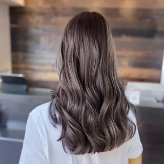 カラー ロング ヘアケアサロン MAIN[メイン]のヘアスタイル