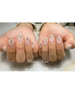 ネイル 市川 麻衣子のネイルデザイン