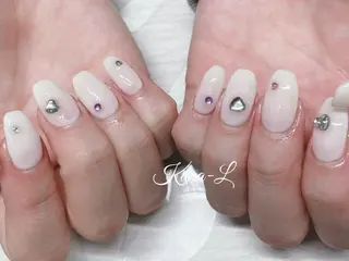 ネイル 芦辺 香奈のネイルデザイン