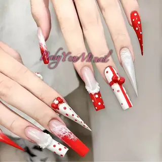 ネイル Oomiya 服部のネイルデザイン