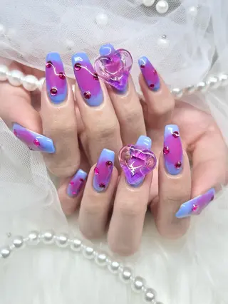 ネイル Lumo所属・めろち ちゃんのネイルデザイン