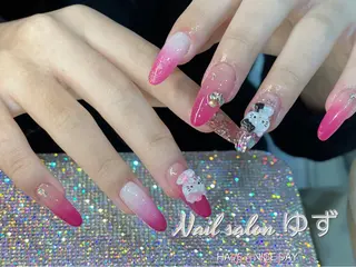 ネイル MAKI💚💚💚 秋葉原.のネイルデザイン