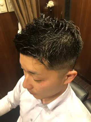 ショート パーマ メンズ HIRO GINZA BARBER SHOP 大阪所属・木村 りきのヘアスタイル