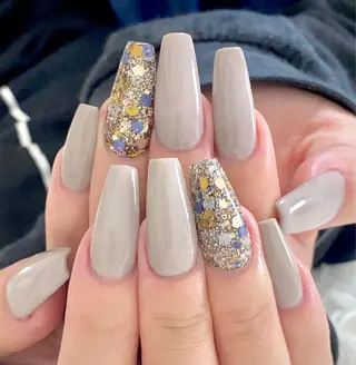 ロング ネイル beautysalon  Hanna所属・nailsalon Hannaのネイルデザイン