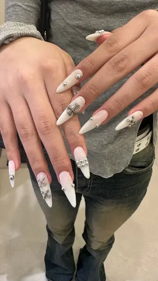 ネイル 👽個性派ネイル🎀 komachiのヘアスタイル