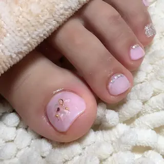 ネイル t. yoshizawaのネイルデザイン