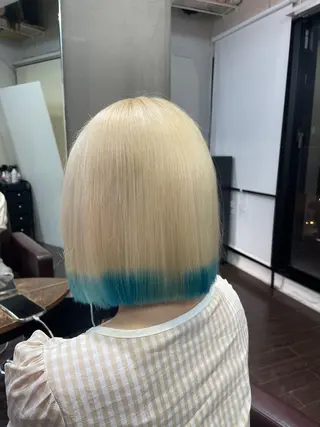 ショート カラー chloe 【クロエ】のヘアスタイル