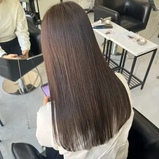 ロング カラー MaisonHALU 梅木琉衣のヘアスタイル