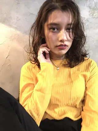 セミロング カラー mood tatemachiのヘアスタイル