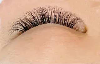 マツエク・マツパ Rich to所属・Rich to🤍 furutaのマツエク・マツパデザイン