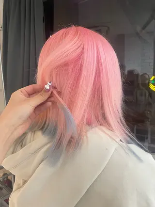 セミロング カラー LUNTY NAMBA所属・艶ハイトーン👑♡ NATSUKIのヘアスタイル