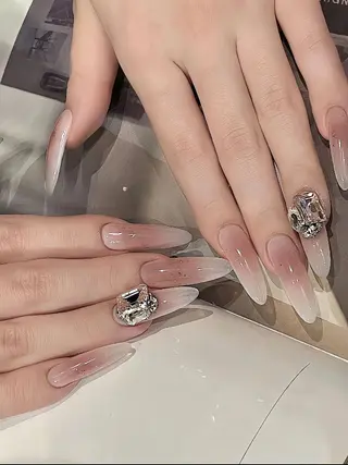 ネイル THE ONE 山本のネイルデザイン