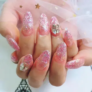 カラー ネイル Q Free nailsのネイルデザイン