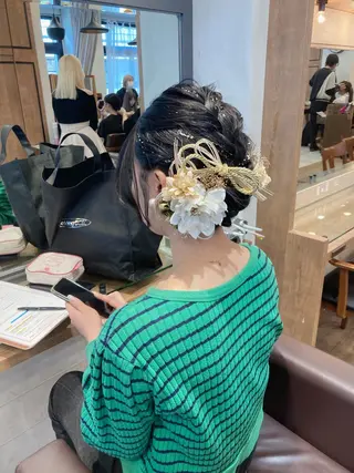 セミロング ヘアアレンジ 🫧ゆうき🪽 髪質改善/ハイライトのヘアスタイル