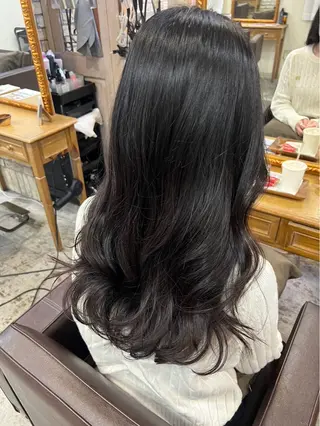 セミロング 髪質改善特化🫧韓国 🇰🇷amiruのヘアスタイル