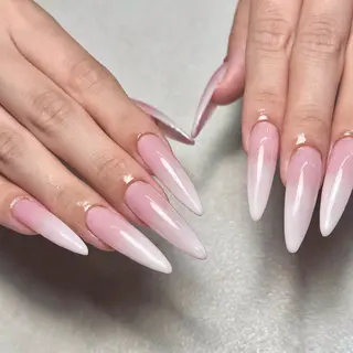 ネイル 🐈‍⬛ Minamiのネイルデザイン