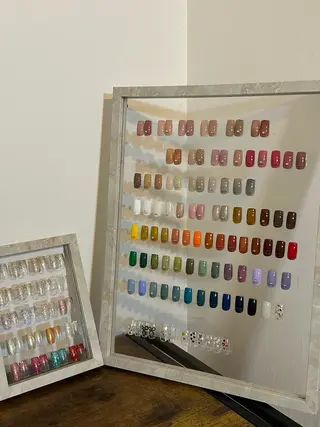 ネイル repos-ルポ-所属・repos yoshitomeのネイルデザイン