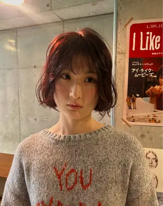 ショート カラー 石原 実のヘアスタイル