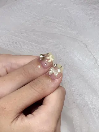 ネイル muni所属・鶴橋♡̴⟡.˚ネイル kpop.ワンホンのネイルデザイン