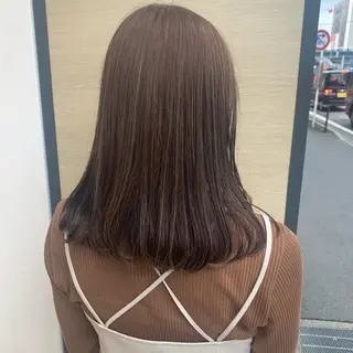 セミロング カラー ウスイ ハルカのヘアスタイル