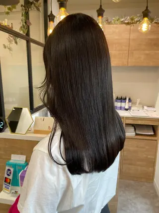 カラー 透けるベージュ/ 艶カラー♡のヘアスタイル