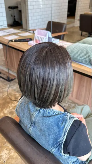カラー 北川 ななのヘアスタイル