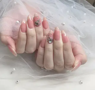 ネイル KARI ネイルサロンのネイルデザイン