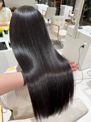 カラー 艶カラー / あおいのヘアスタイル