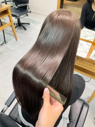 ロング カラー ✨横須賀髪質改善✨️ 加藤 百音のヘアスタイル