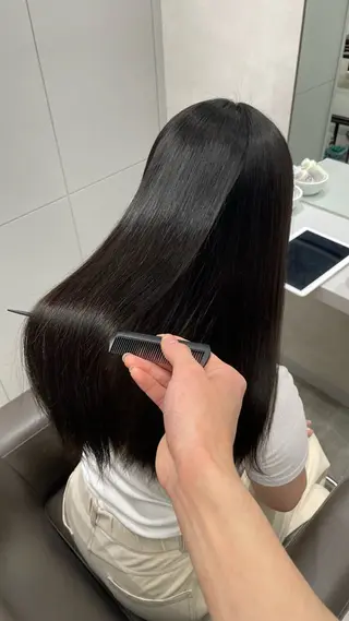 つよし 西梅田 / モデル募集中🍒のヘアスタイル