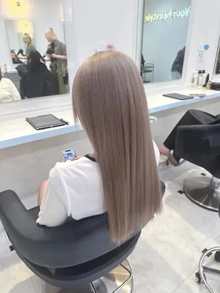 ロング カラー 🪄池袋ハイトーン 🪄ブリーチカラーのヘアスタイル