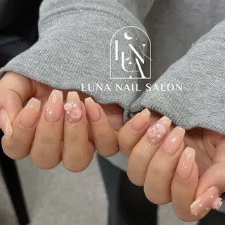 ネイル LUNA Nail salon💕のネイルデザイン