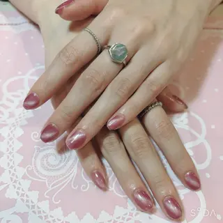 ネイル luna 🐈‍⬛のネイルデザイン