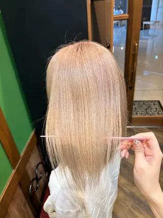 ミディアム カラー 髪質改善ストレート 特化松本結衣のヘアスタイル